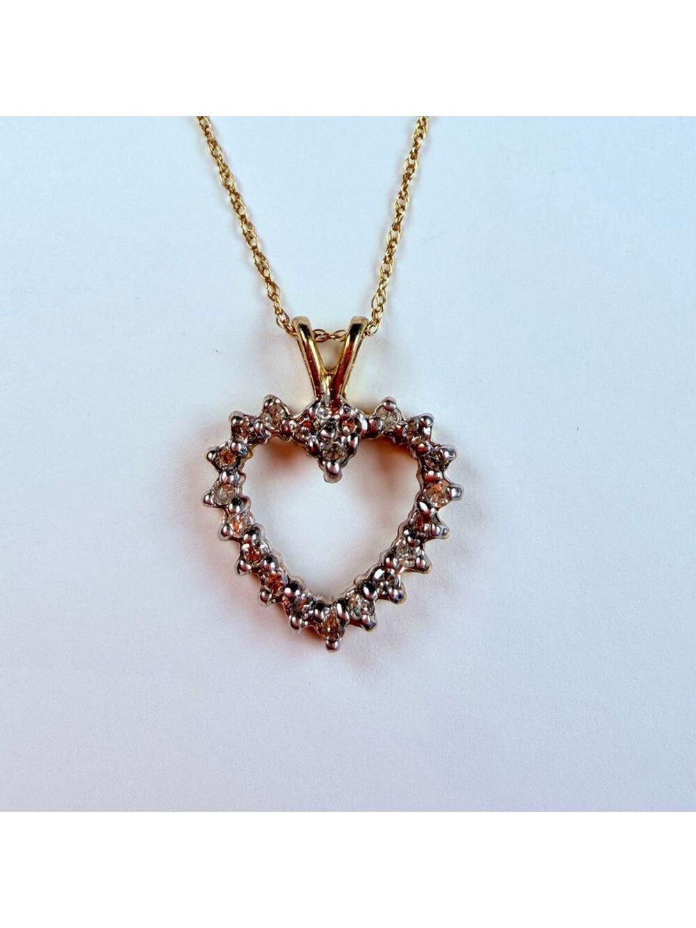 10K Solid Yellow Gold .30 CT Diamond Heart Vintage Pendant Necklace 18"
